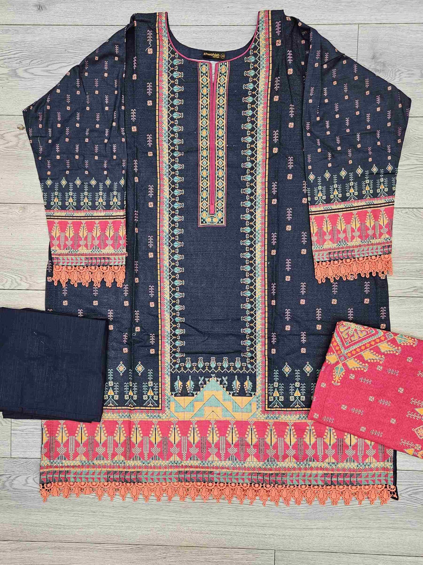Navy blue and pink colour winter collection khaddar fabric with khaddar shawl