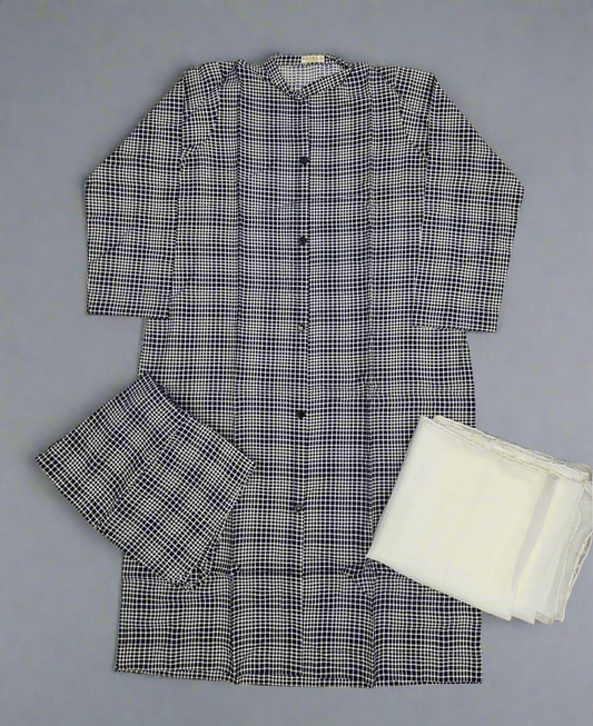 Chequered print navy blue and white