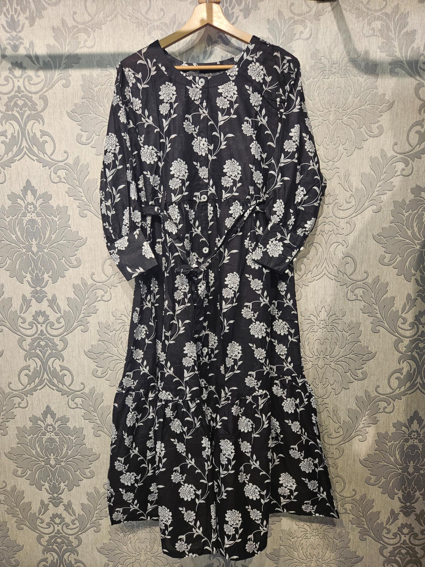 Women's Casual Cotton Dress - Black and White Floral Print Summer Holiday Vacation Dress