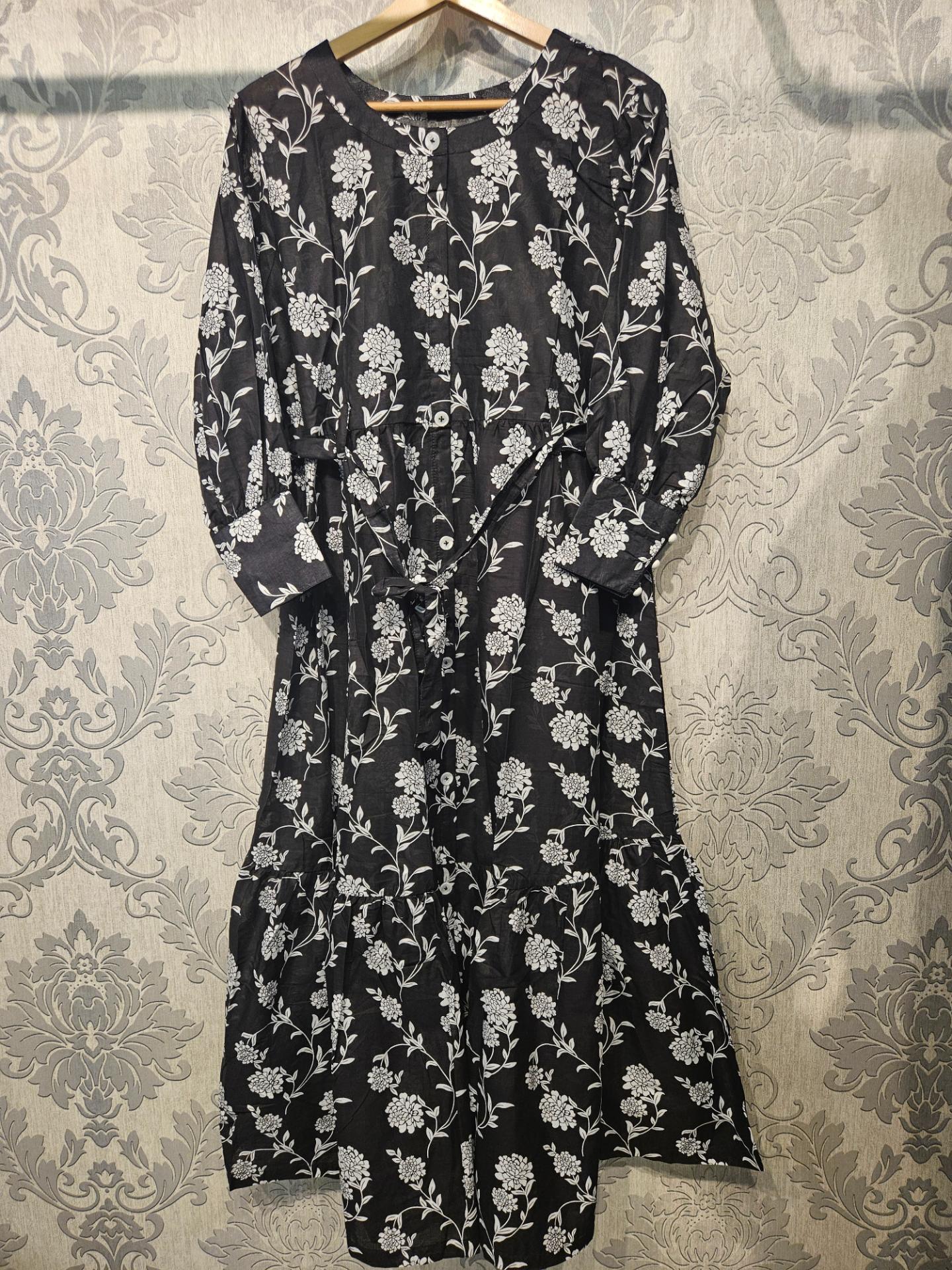 Women's Casual Cotton Dress - Black and White Floral Print Summer Holiday Vacation Dress