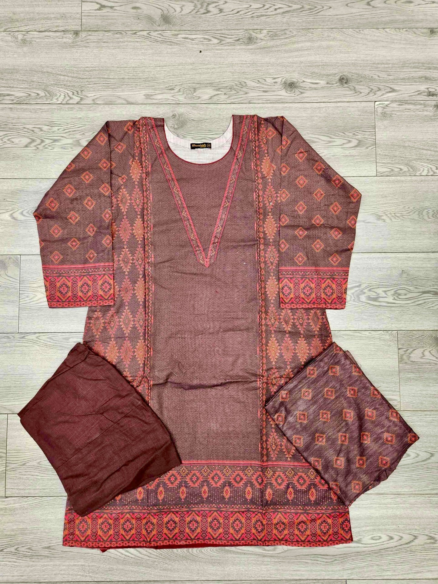 Designer crimson maroon colour winter collection khaddar fabric with khaddar shawl