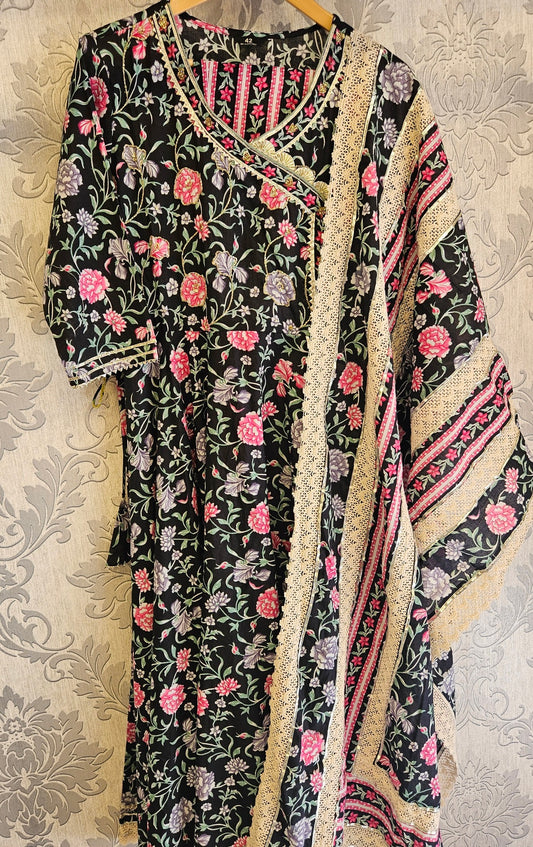 SM cotton black and pink colour floral print and embroidery long dress maxi with dupatta and trousers - Womenswear traditional dress