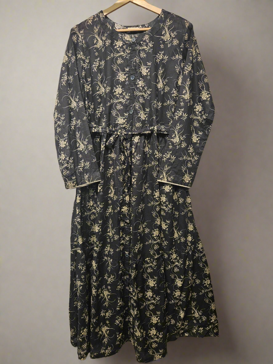 Women's Casual Cotton Dress - Black and Beige Floral Print Summer Holiday Vacation Dress