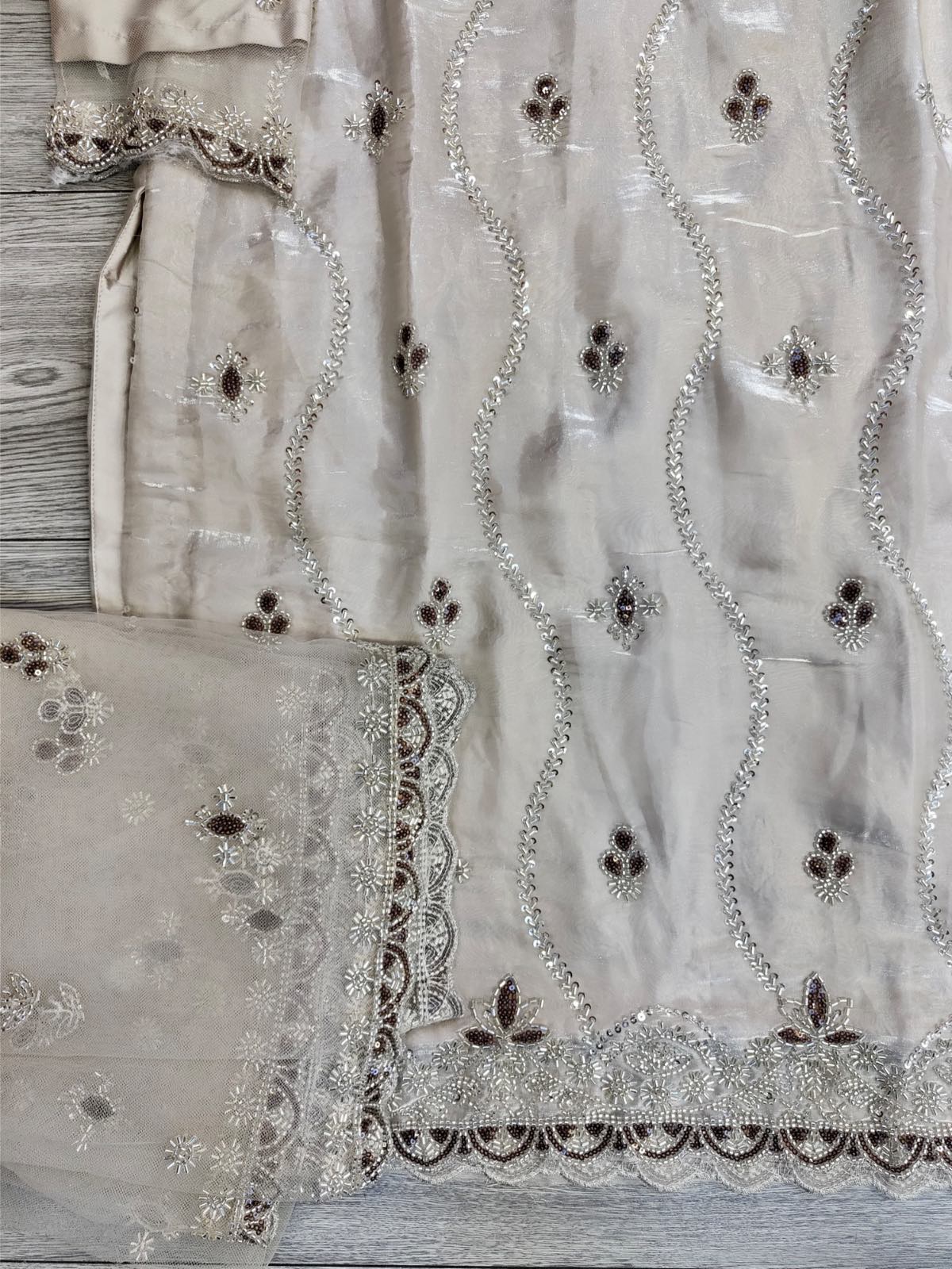 Seashell White colour ditsy pattern hand embellished cutdana embroidery shimmer organza fabric with silk palazzo and net embroidered dupatta in sizes [M to 8XL] womenswear traditional party and wedding wear plus size clothing