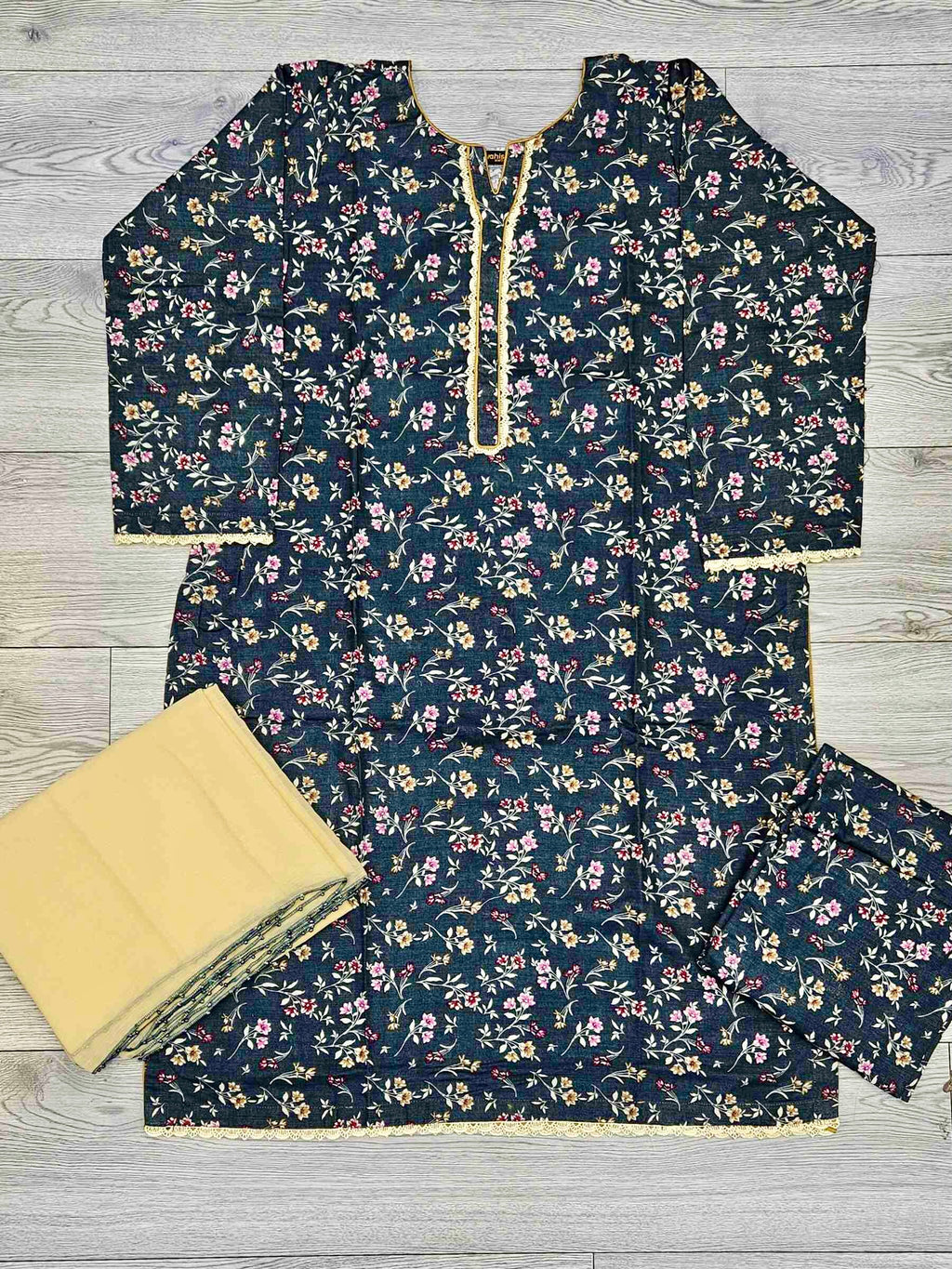 Dark teal floral print